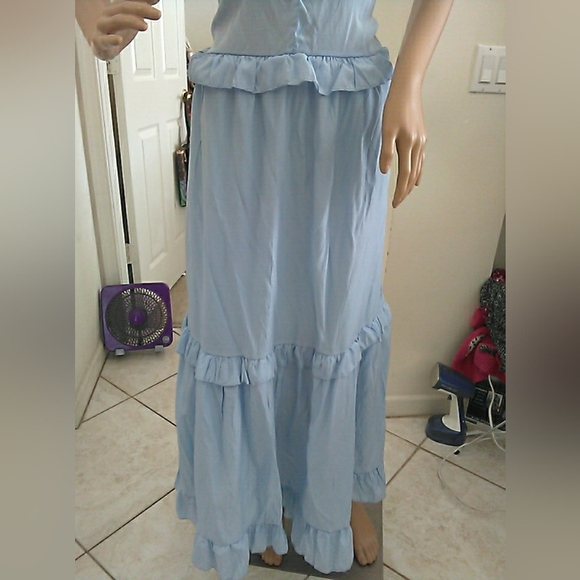 NWOT Sky Blue Backless Halter Dress SZ. MED ADJ. STRAPS W/ POCKETS - Picture 4 of 9